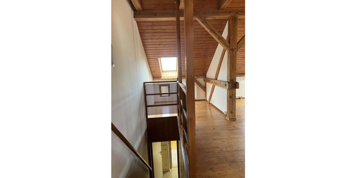 Dachgeschoßwohnung Ludwigsfelde - 3.5 Zimmer, 120 m&sup2;, 1.179&euro; | Angebot:25232695