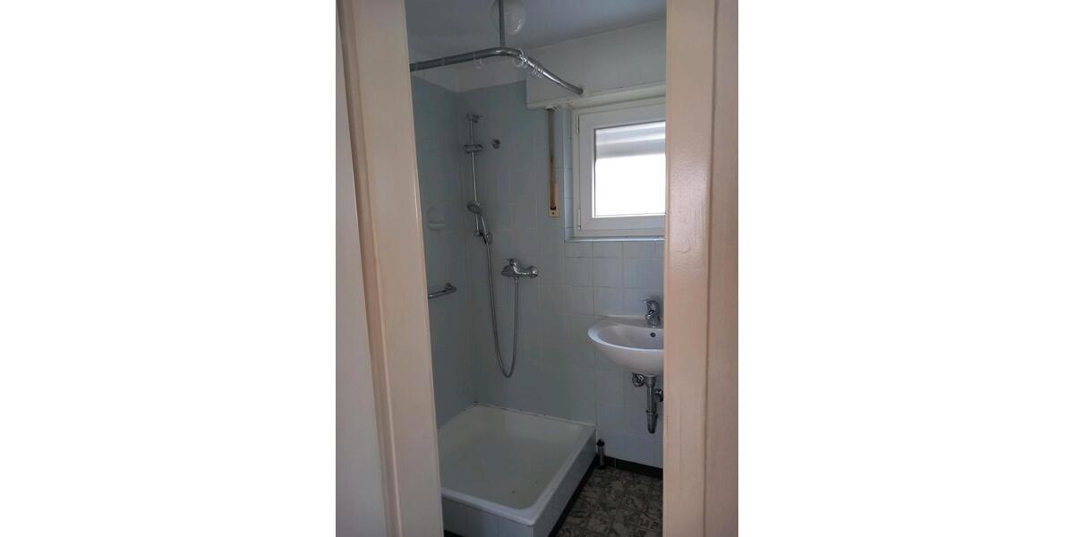 Kleine möblierte PendlerStudentenwohnung in Bernhausen 1 zimmer