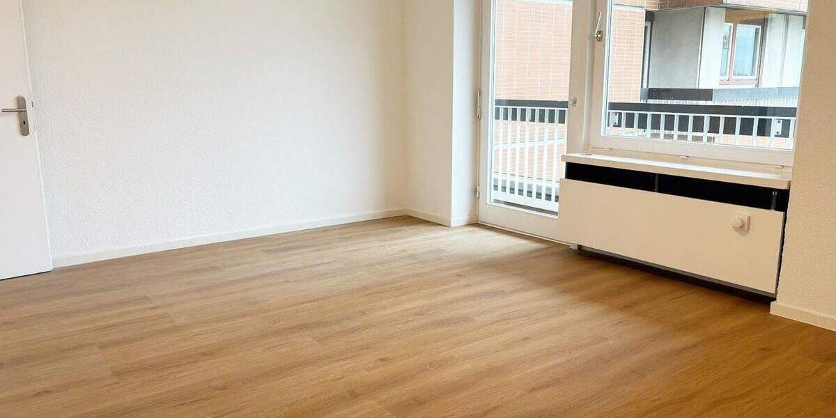 Etagenwohnung Köln Bayenthal - 3 Zimmer, 100 m&sup2;, 1.700&euro; | Angebot:24347977