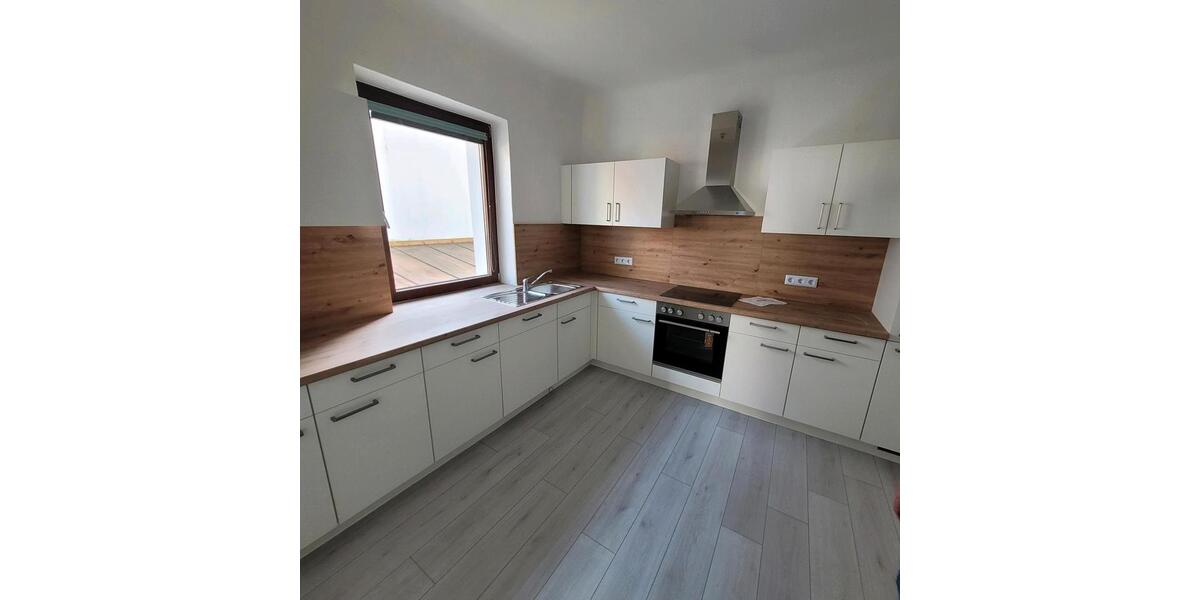 Wohnen auf Zeit Straubing - 1 Zimmer, 16 m&sup2;, 500&euro; | Angebot:24427093