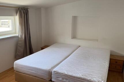 Wohnung Weiherhammer - 4 Zimmer, 120 m&sup2;, 1.100&euro; | Angebot:25350113