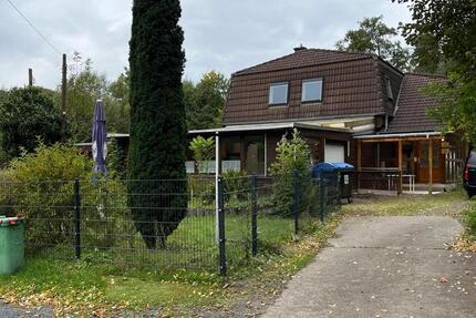 Haus Hardegsen - 9 Zimmer, 240 m&sup2;, 1.800&euro; | Angebot:26037587