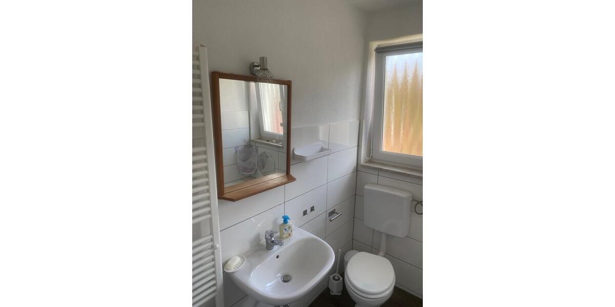 Etagenwohnung Hohenroth - 3 Zimmer, 70 m&sup2;, 590&euro; | Angebot:25873684