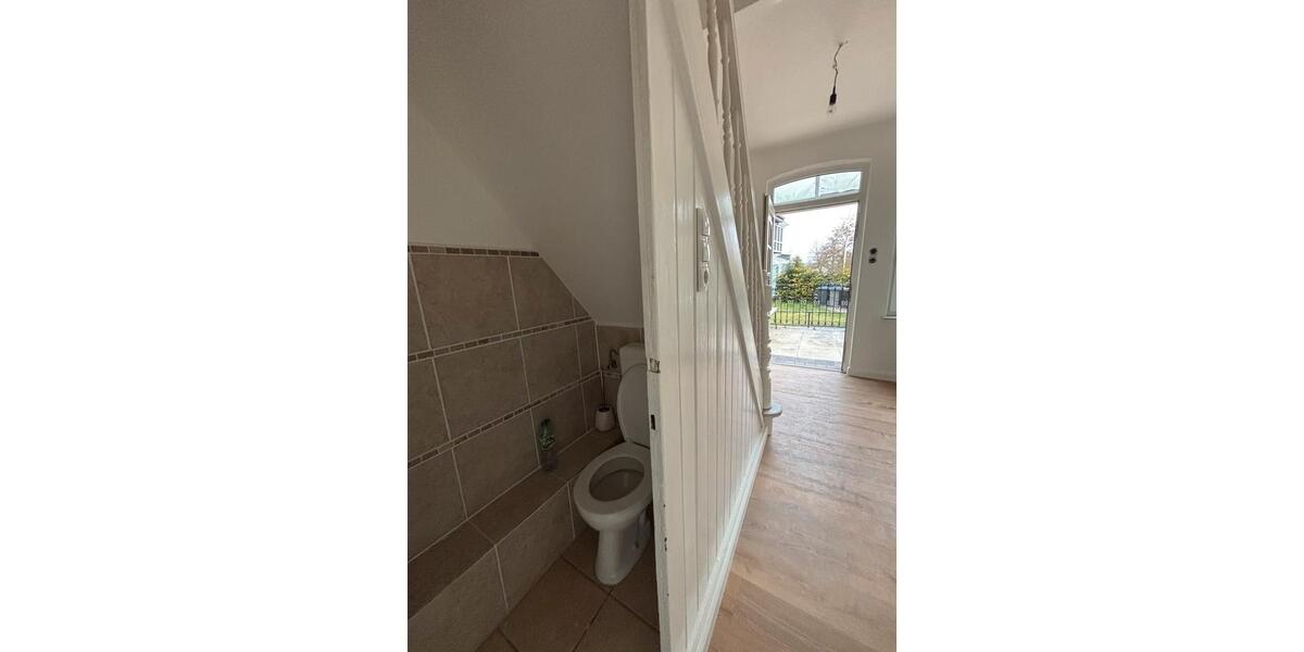 Erdgeschoßwohnung Geesthacht - 4 Zimmer, 96 m&sup2;, 1.350&euro; | Angebot:26482908