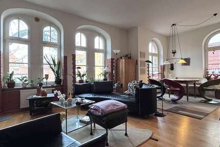 Wohnung Schwerin Altstadt - 2 Zimmer, 82 m&sup2;, 750&euro; | Angebot:25279239