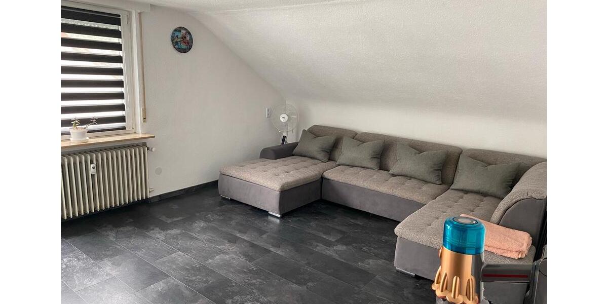 Dachgeschoßwohnung Weißbach - 3.5 Zimmer, 80 m&sup2;, 1.050&euro; | Angebot:26618449