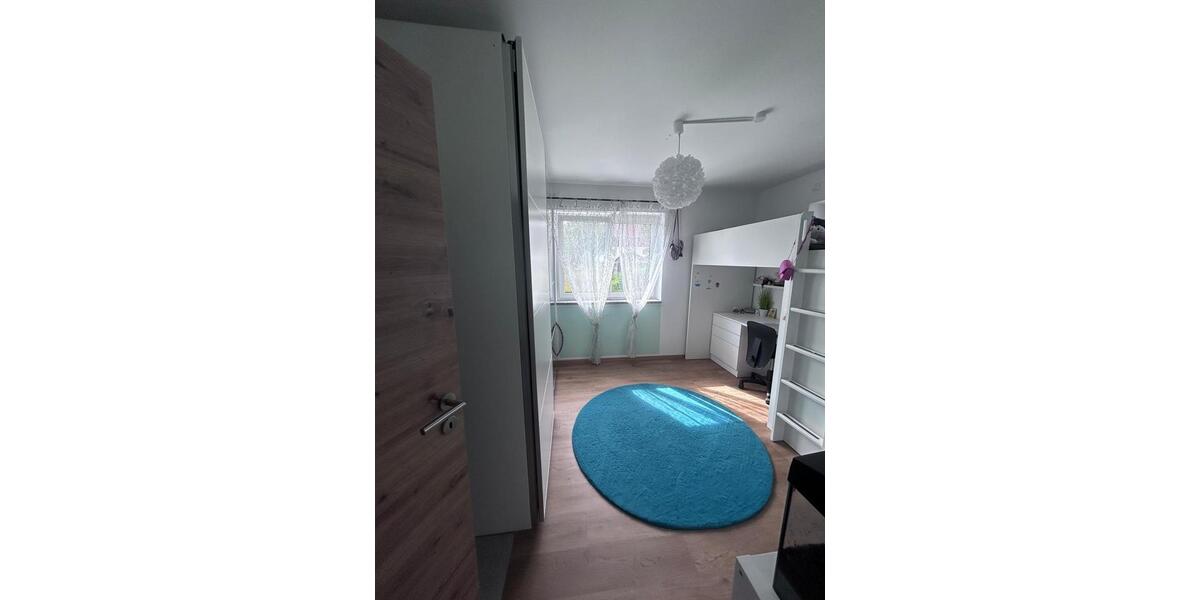Etagenwohnung Aham - 3 Zimmer, 78 m&sup2;, 950&euro; | Angebot:24842933