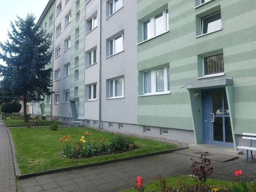 Wohnung zum Mieten in Döbeln 350 € 58.26 m²