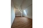 Dachgeschoßwohnung Tirschenreuth - 3 Zimmer, 81 m&sup2;, 760&euro; | Angebot:26631640