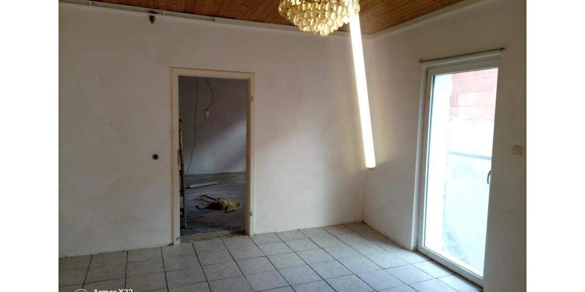 Etagenwohnung Maintal - 3 Zimmer, 83 m&sup2;, 700&euro; | Angebot:24752004