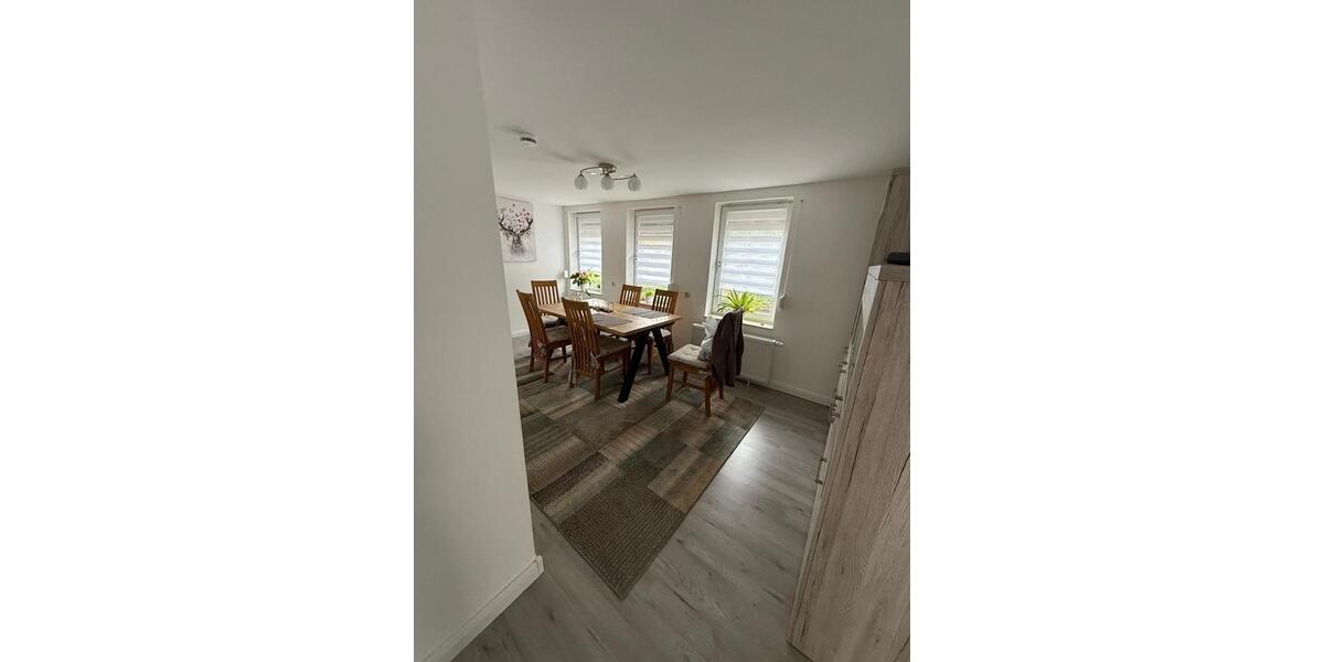 Dachgeschoßwohnung Stendal - 3 Zimmer, 88 m&sup2;, 700&euro; | Angebot:25712327