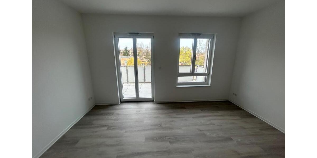 Dachgeschoßwohnung Beelitz - 3 Zimmer, 80 m&sup2;, 1.150&euro; | Angebot:26384471