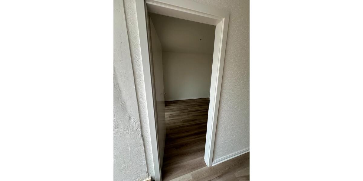 Erdgeschoßwohnung Henstedt-Ulzburg Ulzburg - 3 Zimmer, 67 m&sup2;, 1.300&euro; | Angebot:26312198