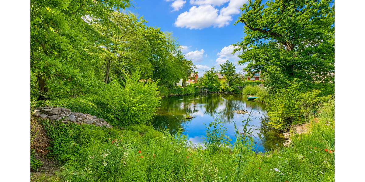 Exklusive kernsanierte Loftwohnung im Erstbezug mit Privatteich & Panorama-Glasfront - Erdgeschoßwohnung Münster / Albachten Albachten | Angebot:26621543