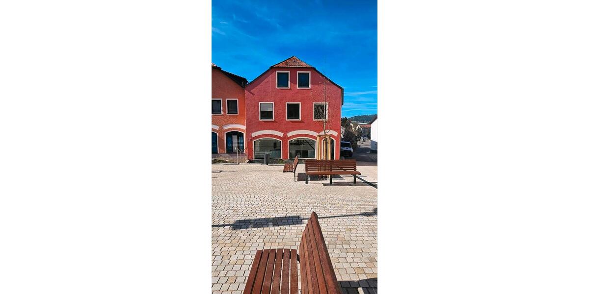Einfamilienhaus Waldmünchen - 9 Zimmer, 300 m&sup2;, 1.500&euro; | Angebot:26594504