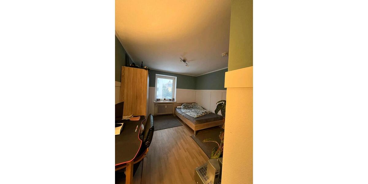 Etagenwohnung Oldenburg Bloherfelde - 1 Zimmer, 15 m&sup2;, 420&euro; | Angebot:25083587