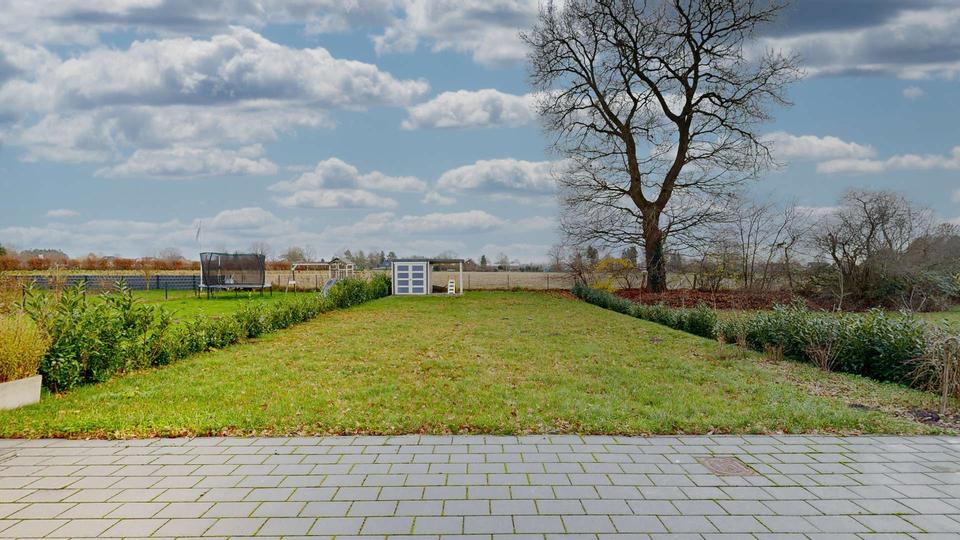 Doppelhaushälfte Bönningstedt - 4.5 Zimmer, 129 m&sup2;, 2.100&euro; | Angebot:25145413