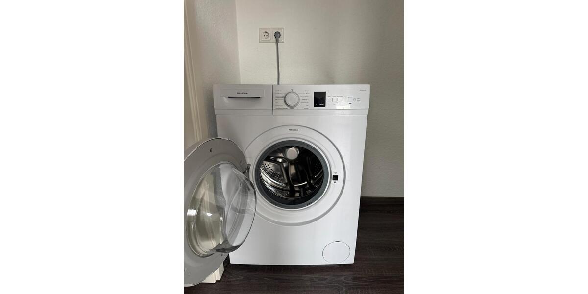 Dachgeschoßwohnung Krefeld Benrad - 2 Zimmer, 60 m&sup2;, 750&euro; | Angebot:26536681