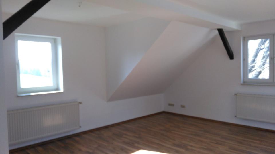 Dachgeschoßwohnung Großschirma - 2 Zimmer, 55 m&sup2;, 340&euro; | Angebot:17603423