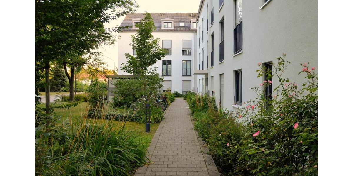 Etagenwohnung München Feldmoching-Hasenbergl - 4 Zimmer, 102 m&sup2;, 2.350&euro; | Angebot:26367725
