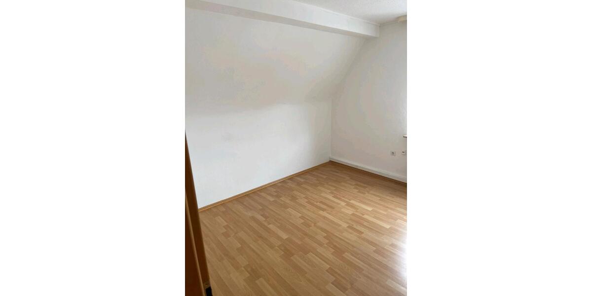 Dachgeschoßwohnung Lüdenscheid Staberg - 1 Zimmer, 39 m&sup2;, 370&euro; | Angebot:24731082