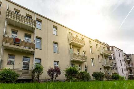 Wohnung Bremerhaven Lehe - 3 Zimmer, 64 m&sup2;, 470&euro; | Angebot:25150713