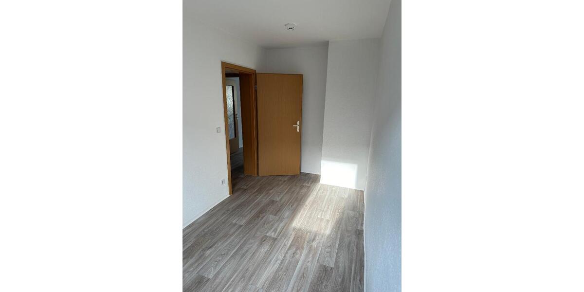 Etagenwohnung Wilkau-Haßlau Haßlau - 5 Zimmer, 83 m&sup2;, 580&euro; | Angebot:23568401