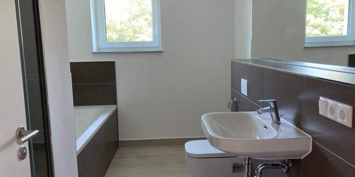 Etagenwohnung Schweinfurt Musikerviertel und amerik. Siedlung - 3 Zimmer, 89 m&sup2;, 995&euro; | Angebot:26189401