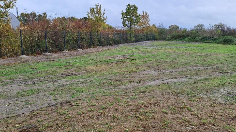 Freifläche Grundstück zu vermieten zimmer