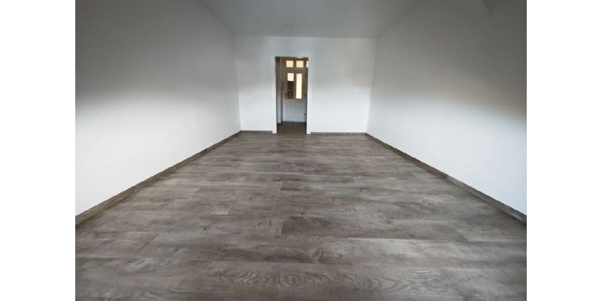 3 Raum Wohnung im DG im denkmalgeschützten Altbau in Kahla 3 zimmer