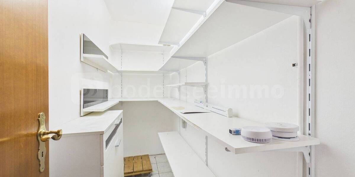 Etagenwohnung Singen Südstadt - 2 Zimmer, 63 m&sup2;, 730&euro; | Angebot:26331775