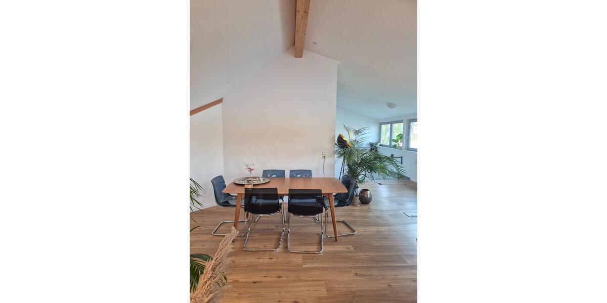 Schreibtische mit Seeblick & abschließbarer Raum zimmer