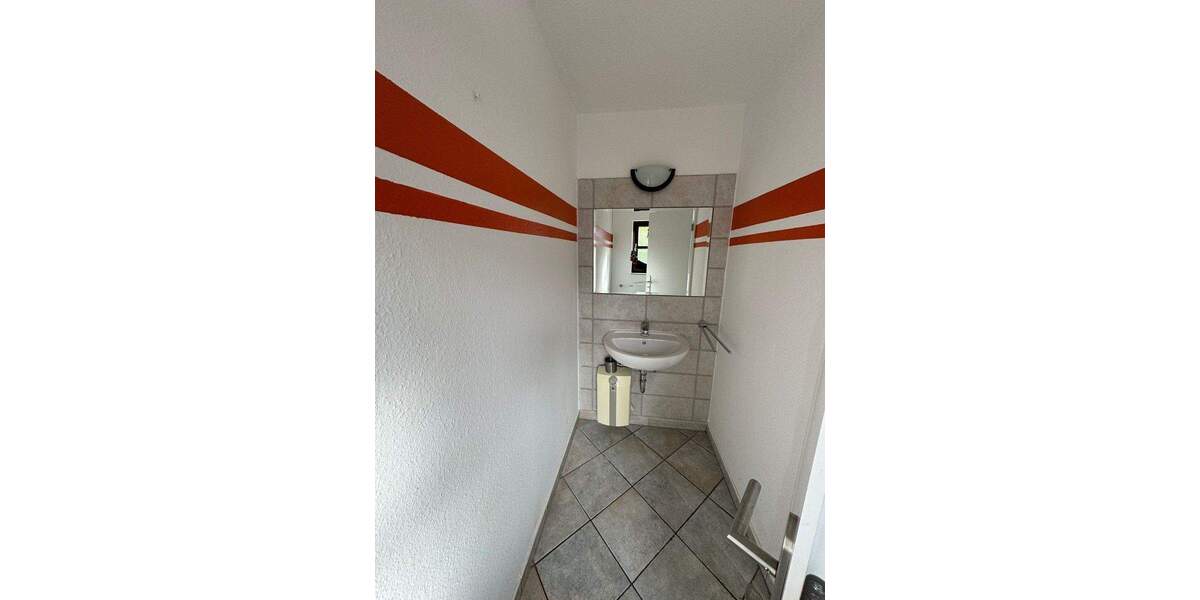 Reihenmittelhaus Ludwigshafen Ruchheim - 5 Zimmer, 125 m&sup2;, 1.680&euro; | Angebot:25822304