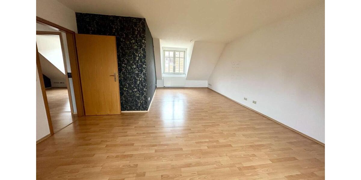 Etagenwohnung Ballenstedt - 2 Zimmer, 82 m&sup2;, 530&euro; | Angebot:24954280