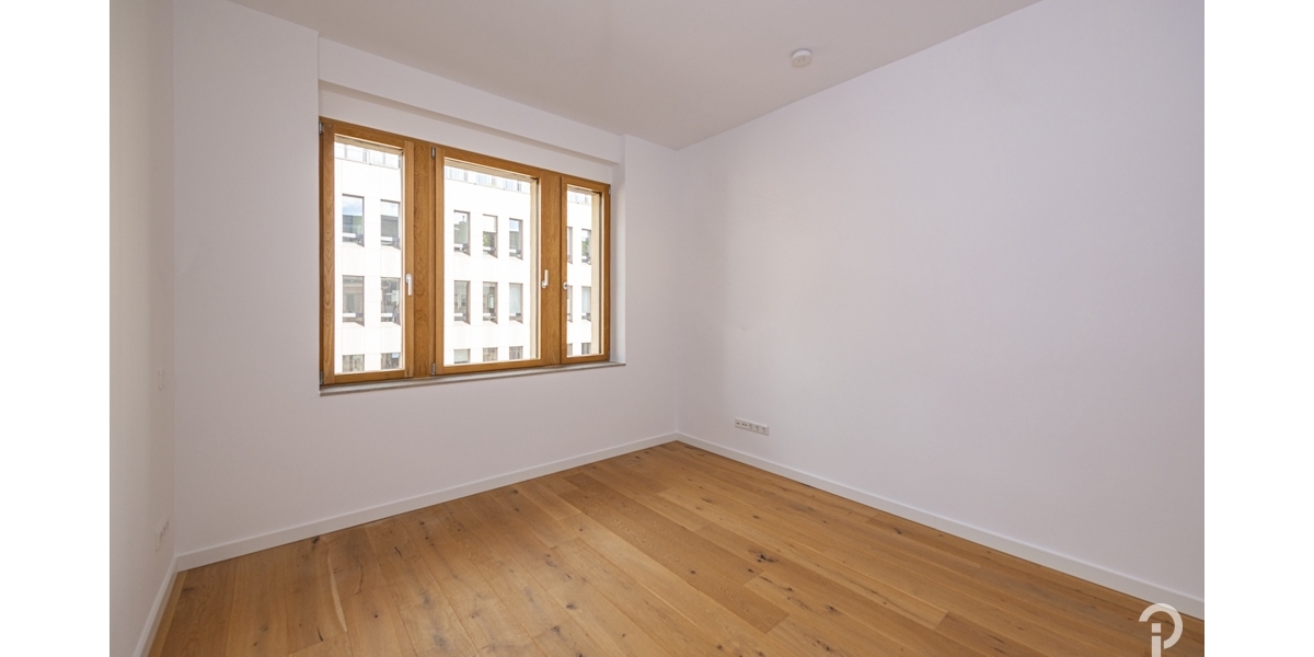 Repräsentative, hochwertige 3 Zimmer-Wohnung mit großer Dachterrasse im Herzen Düsseldorfs. - Etagenwohnung Düsseldorf | Angebot:27655511