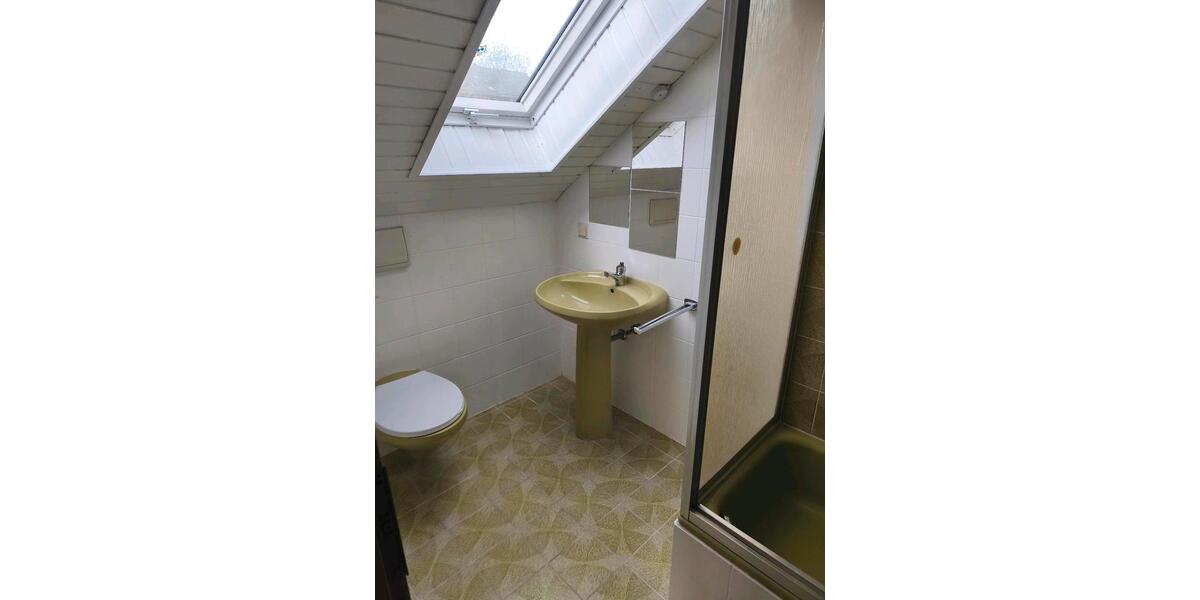 Etagenwohnung Freudenberg - 5 Zimmer, 120 m&sup2;, 820&euro; | Angebot:25922025