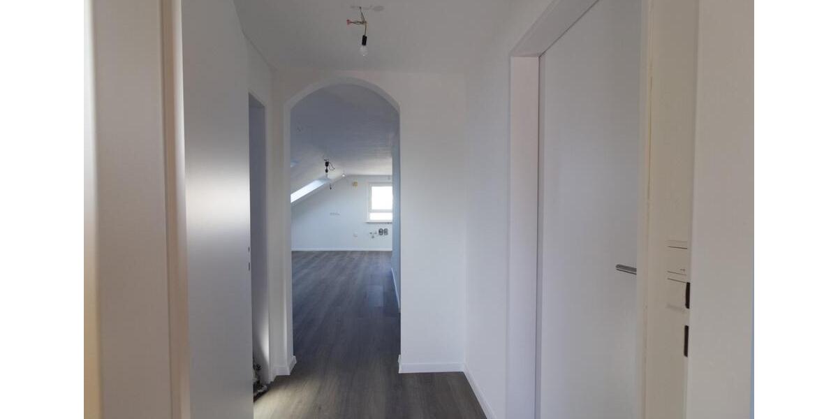 Dachgeschoßwohnung Waiblingen Beinstein - 3 Zimmer, 51 m&sup2;, 800&euro; | Angebot:25048702