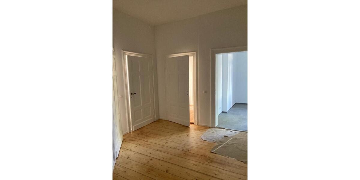 Erdgeschoßwohnung Reichenbach im Vogtland - 3 Zimmer, 100 m&sup2;, 700&euro; | Angebot:26102377