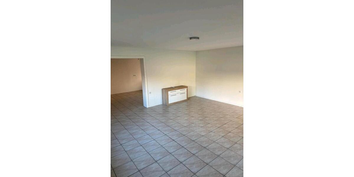 Terrassenwohnung Breidenbach - 3 Zimmer, 100 m&sup2;, 920&euro; | Angebot:26463141