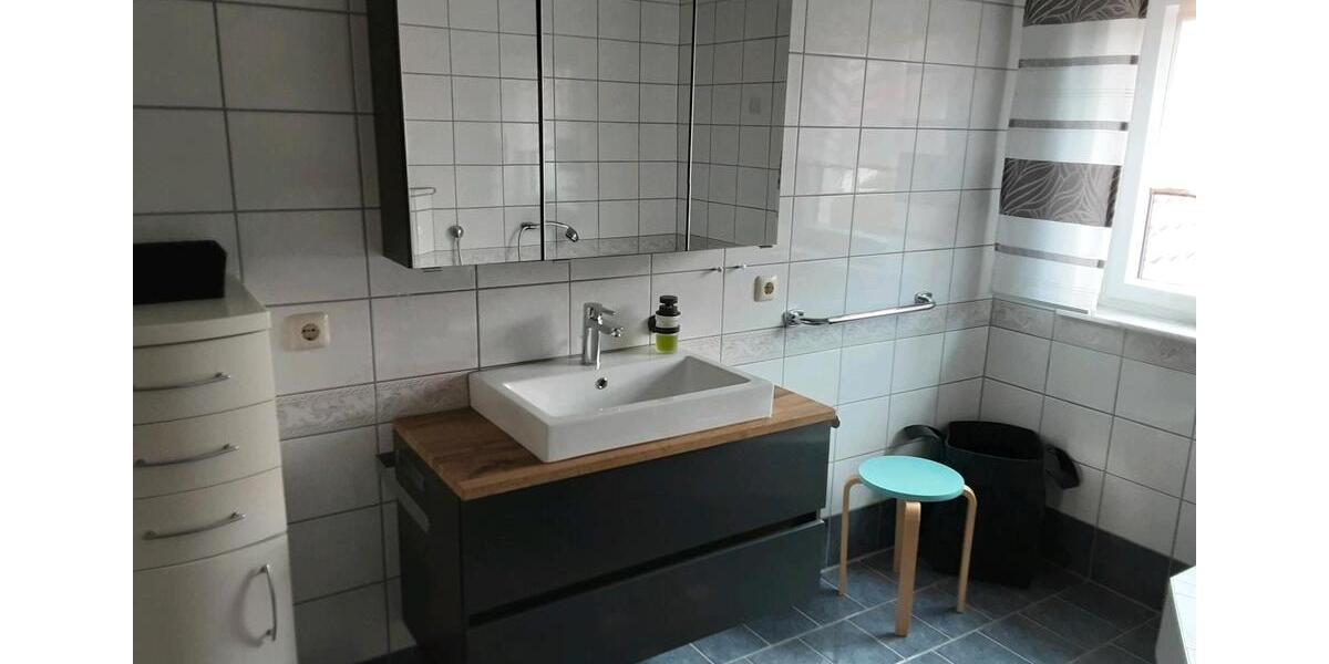 Wohnen auf Zeit Waldkirchen - 4 Zimmer, 125 m&sup2;, 25&euro; | Angebot:26048354