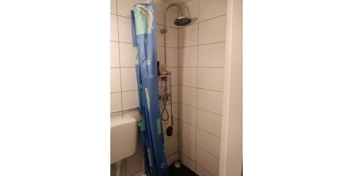 Dachgeschoßwohnung Wilhelmshaven - 3 Zimmer, 65 m&sup2;, 400&euro; | Angebot:26687655