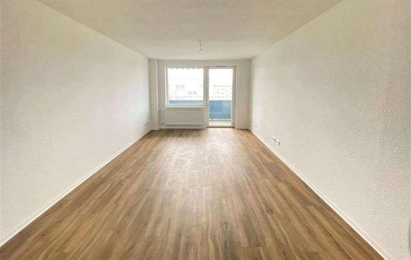 Etagenwohnung Schwerin Großer Dreesch - 3 Zimmer, 82 m&sup2;, 801&euro; | Angebot:27285786
