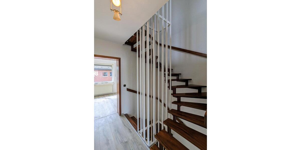 Doppelhaushälfte Dinslaken Lohberg - 4 Zimmer, 124 m&sup2;, 1.850&euro; | Angebot:26523211