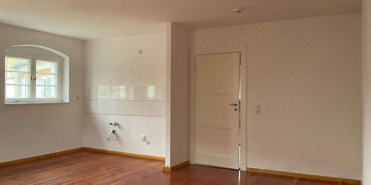 Etagenwohnung Lutherstadt Wittenberg - 2 Zimmer, 58 m&sup2;, 449&euro; | Angebot:25916124