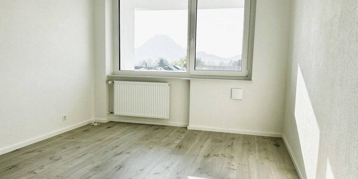 Etagenwohnung Singen Nordstadt - 2 Zimmer, 70 m&sup2;, 969&euro; | Angebot:26080537