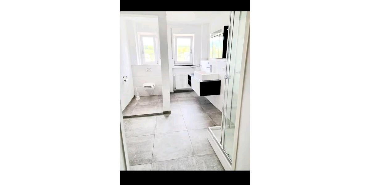 Etagenwohnung Münsingen - 3 Zimmer, 100 m&sup2;, 1.700&euro; | Angebot:24814657