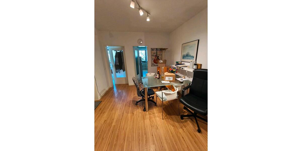 Wohnen auf Zeit Bremerhaven Mitte - 4 Zimmer, 17 m&sup2;, 330&euro; | Angebot:26502274