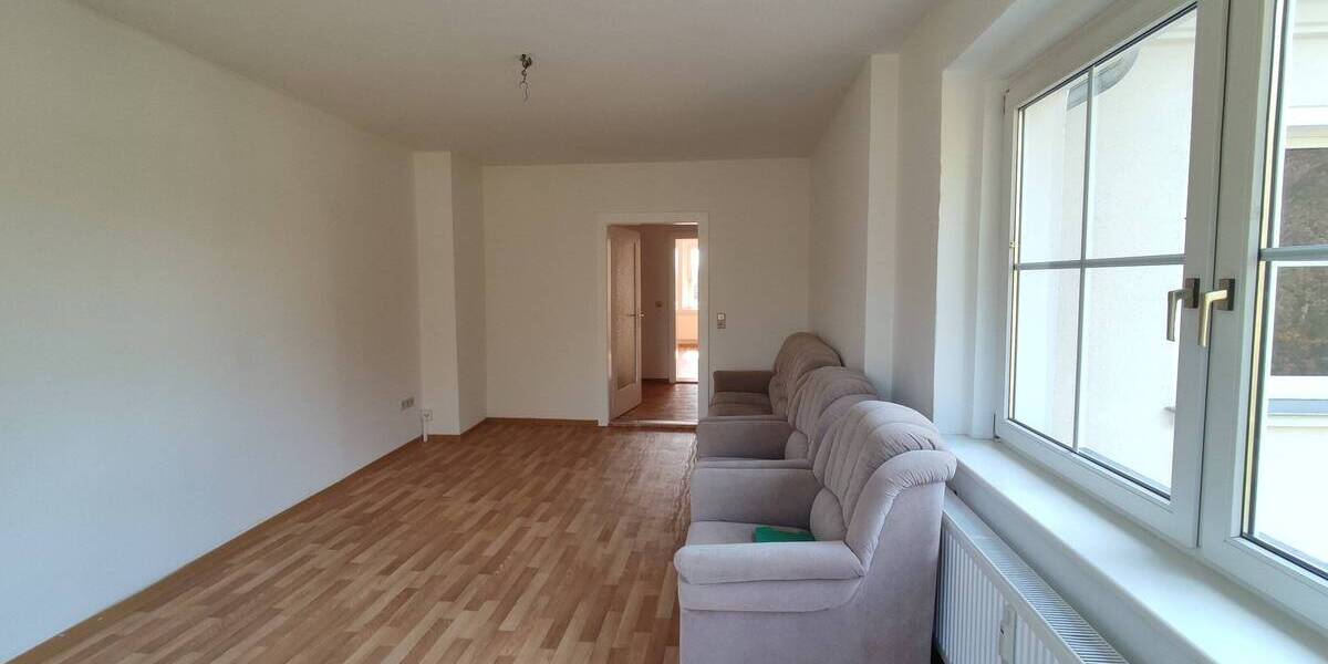 Etagenwohnung Löbau Altlöbau - 2 Zimmer, 56 m&sup2;, 353&euro; | Angebot:24026972