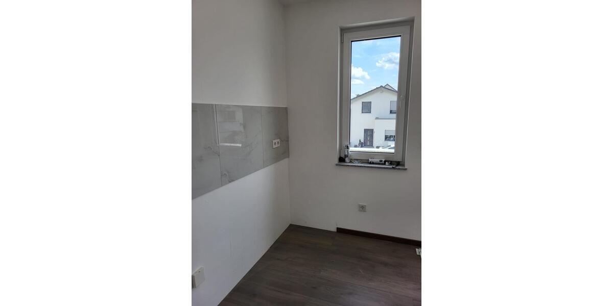 Erdgeschoßwohnung Worms Westliche Vororte - 3 Zimmer, 100 m&sup2;, 1.350&euro; | Angebot:26669817
