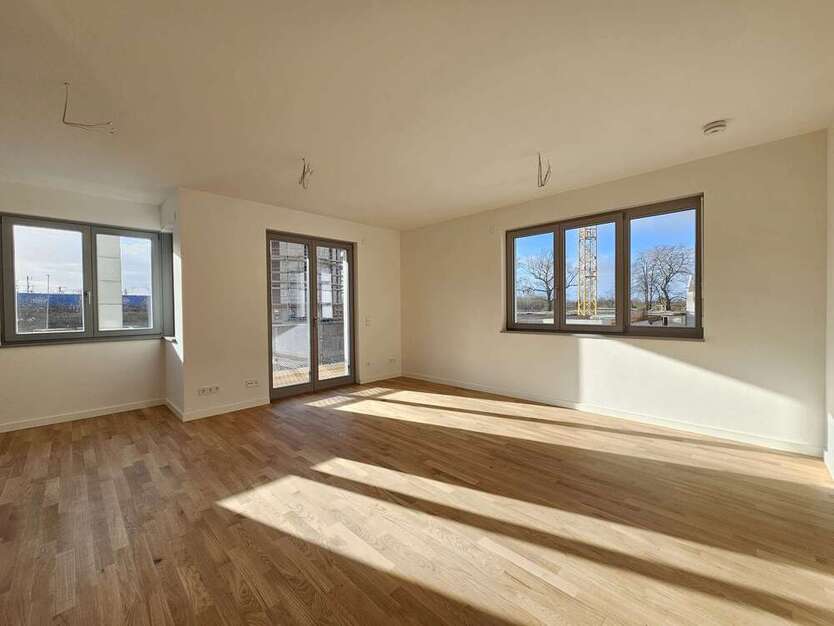 Wohnung zum Mieten in Nauen 975 € 77.49 m²
